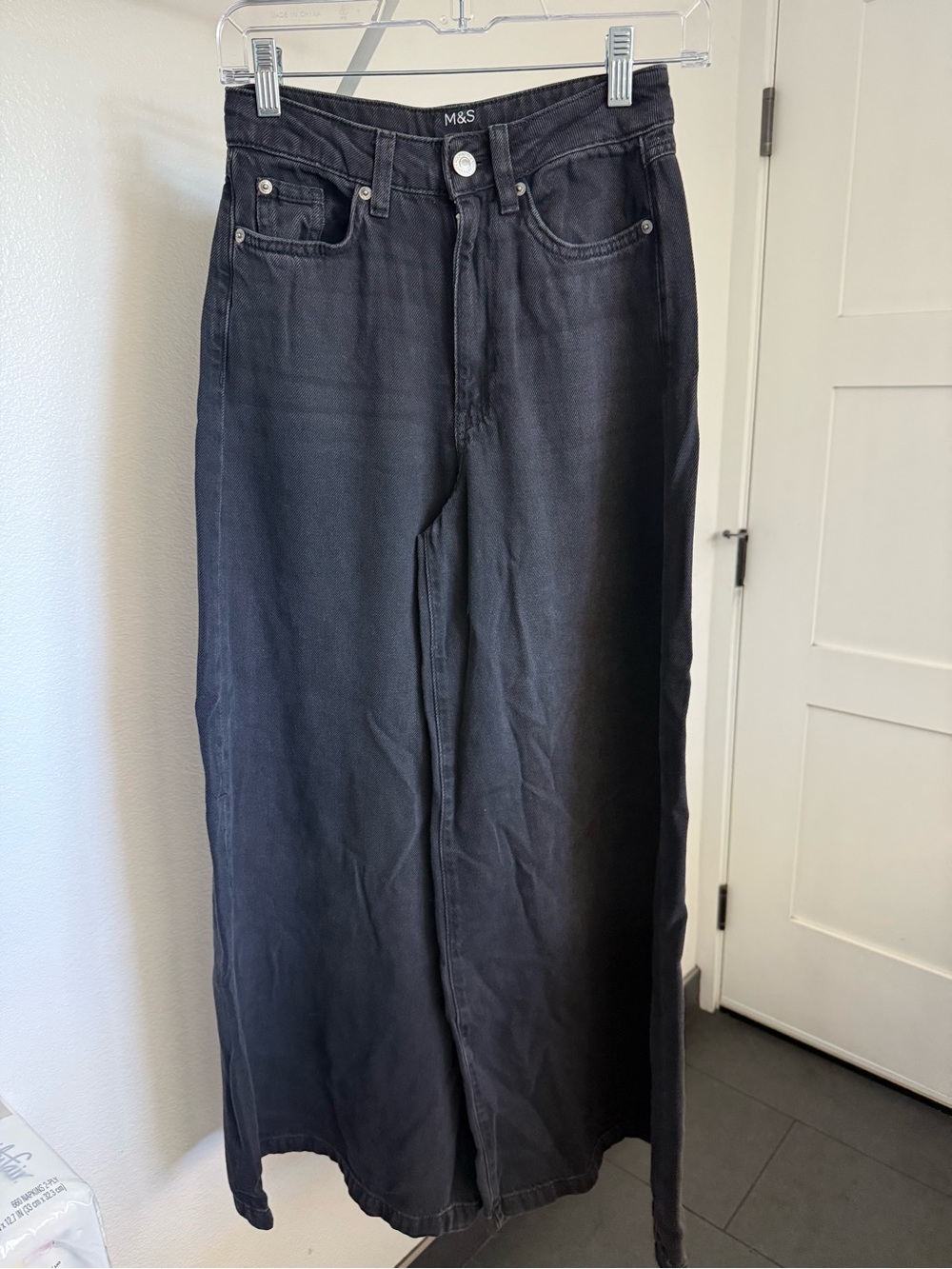 Marks & Spencer Palazzo Leg jean  Black size UK 6 short